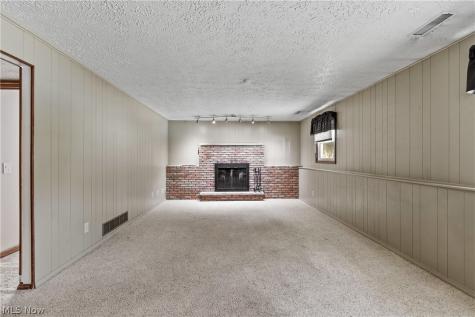 7728 Brunswick Circle NW Massillon OH 44646