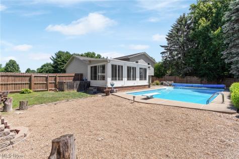 7728 Brunswick Circle NW Massillon OH 44646