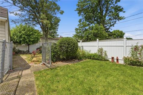 4116 W 161st Street Cleveland OH 44135
