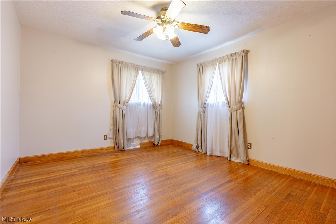 3804 Psolla Street NE Canton OH 44721