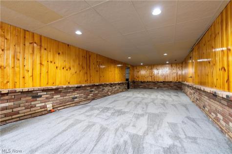 3804 Psolla Street NE Canton OH 44721