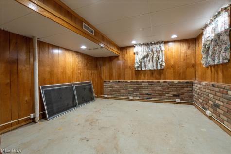 3804 Psolla Street NE Canton OH 44721