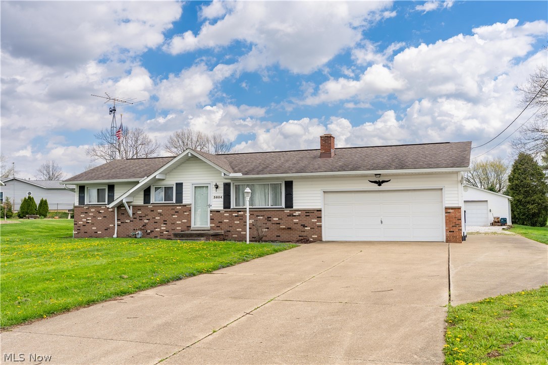 3804 Psolla Street NE Canton OH 44721