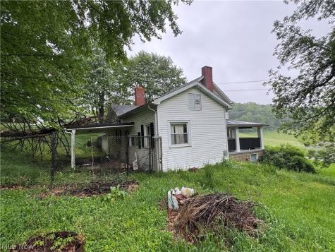 14790 Liberty Church Street SE Minerva OH 44657