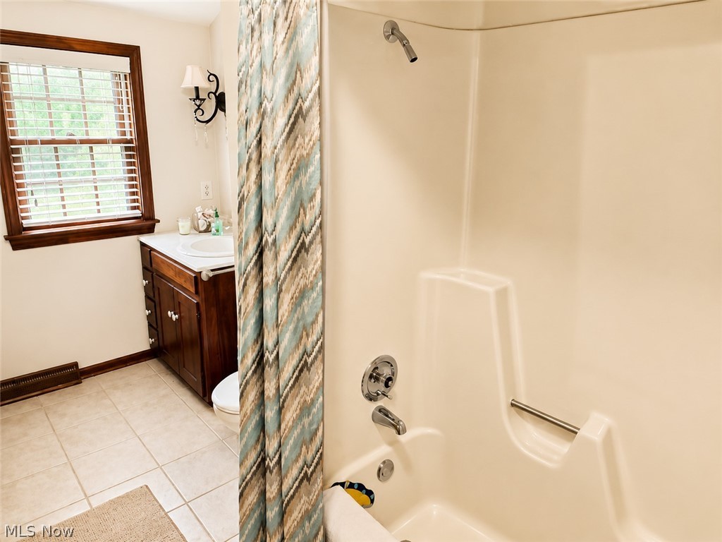 6155 Gibson Road Canfield OH 44406