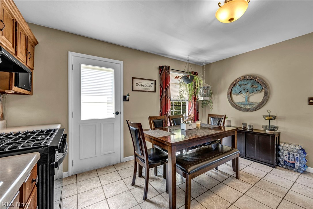 683 Lucille Drive Elyria OH 44035