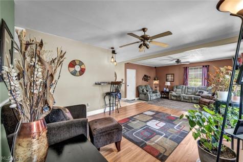 683 Lucille Drive Elyria OH 44035