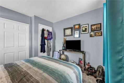 683 Lucille Drive Elyria OH 44035