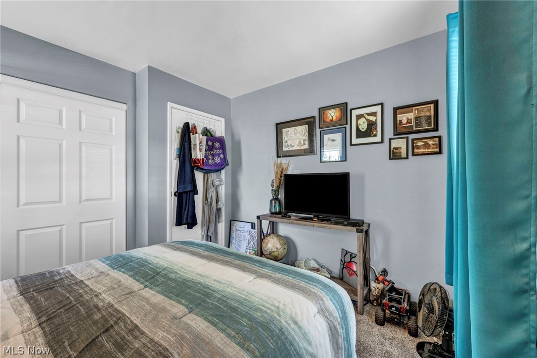 683 Lucille Drive Elyria OH 44035