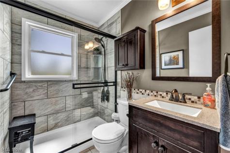 683 Lucille Drive Elyria OH 44035