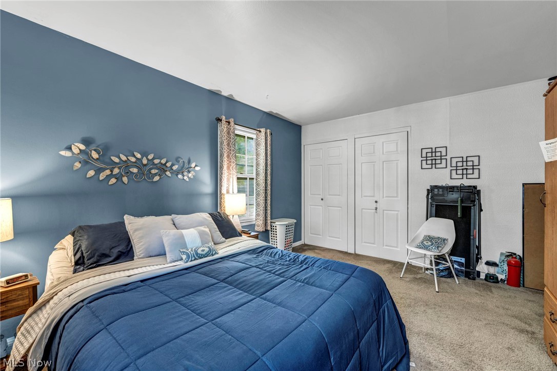 683 Lucille Drive Elyria OH 44035
