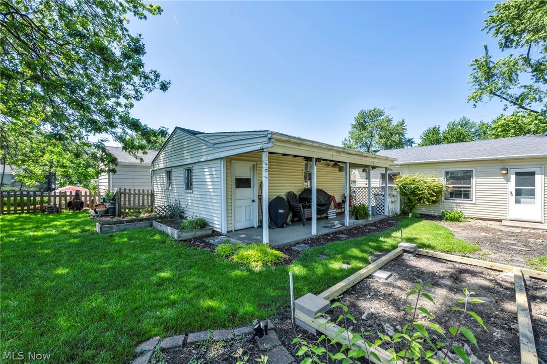 683 Lucille Drive Elyria OH 44035