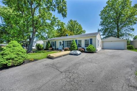 683 Lucille Drive Elyria OH 44035