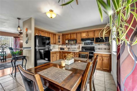 683 Lucille Drive Elyria OH 44035