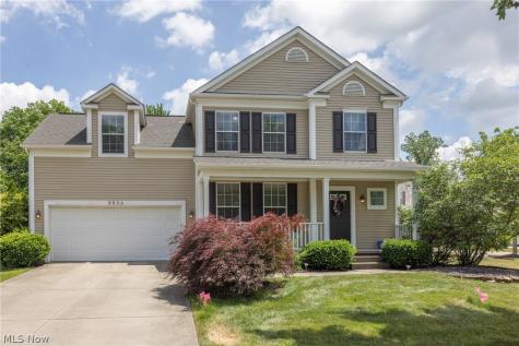 8856 Oakbrook Circle Twinsburg OH 44087