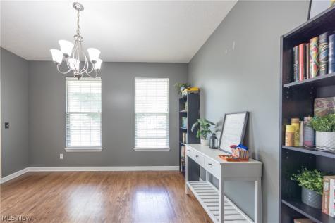 8856 Oakbrook Circle Twinsburg OH 44087