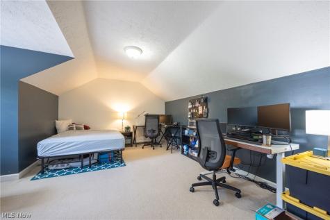 8856 Oakbrook Circle Twinsburg OH 44087