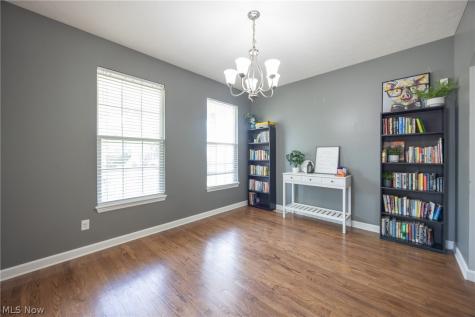 8856 Oakbrook Circle Twinsburg OH 44087