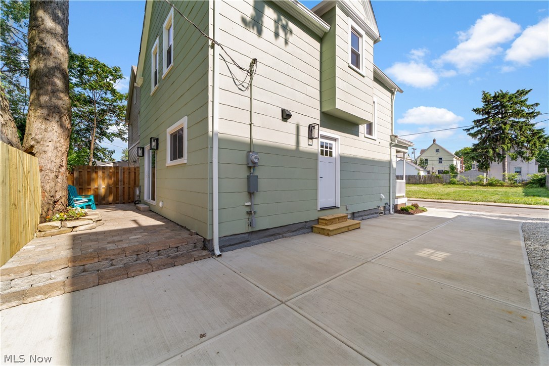 6200 Ellen Avenue Cleveland OH 44102