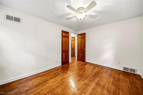 2490 Glenridge Road Euclid OH 44117