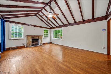 2490 Glenridge Road Euclid OH 44117