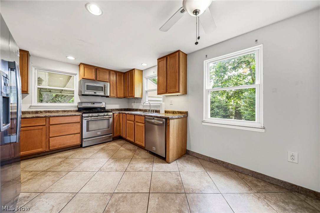 2490 Glenridge Road Euclid OH 44117