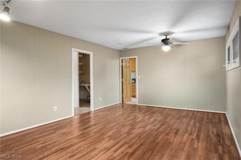 540 Crossbrook Drive Berea OH 44017