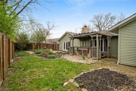 540 Crossbrook Drive Berea OH 44017