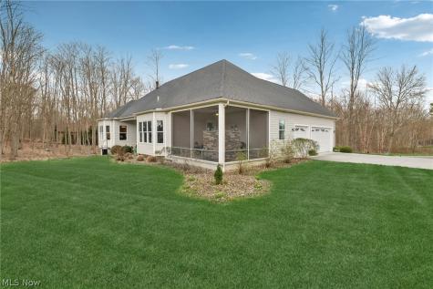 380 Crown Ridge Drive Cuyahoga Falls OH 44223
