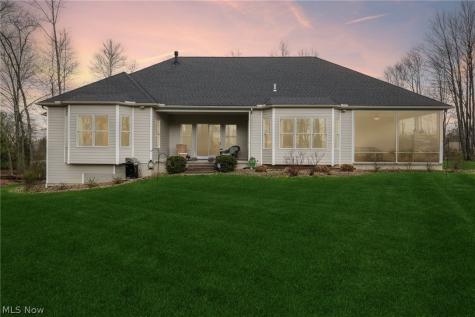 380 Crown Ridge Drive Cuyahoga Falls OH 44223