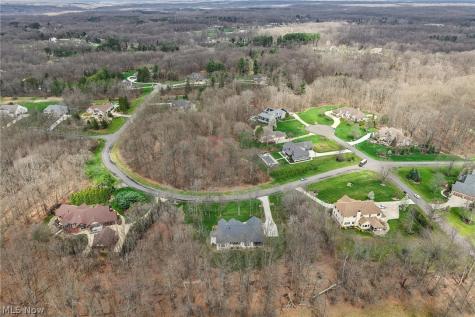 380 Crown Ridge Drive Cuyahoga Falls OH 44223