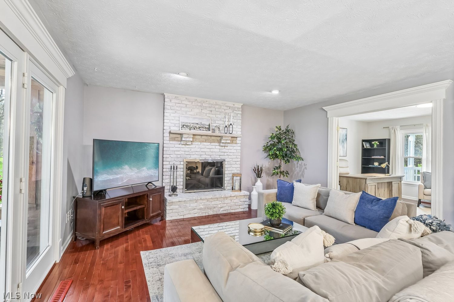 8688 Lake In The Woods Trail Chagrin Falls OH 44023