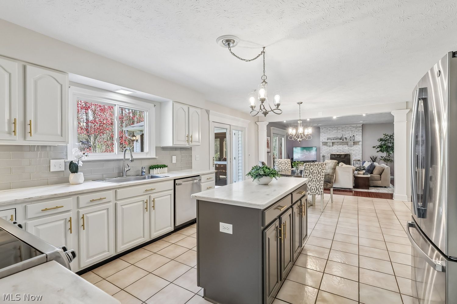8688 Lake In The Woods Trail Chagrin Falls OH 44023