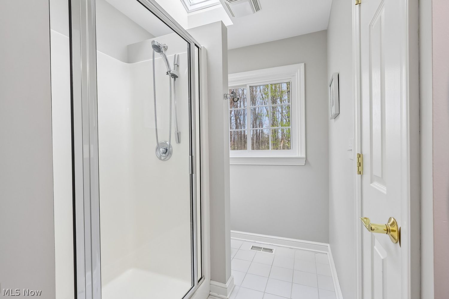 8688 Lake In The Woods Trail Chagrin Falls OH 44023