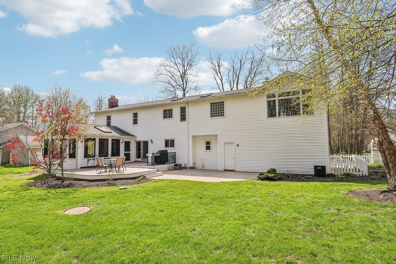 8688 Lake In The Woods Trail Chagrin Falls OH 44023