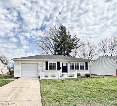 1739 Ridgeview Drive Wickliffe OH 44092