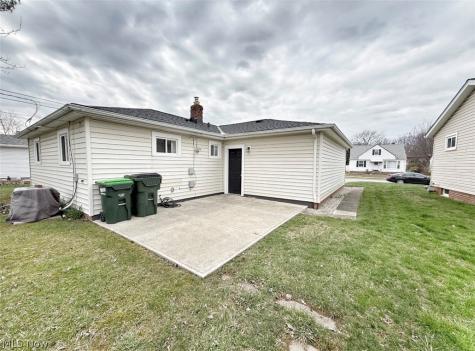 1739 Ridgeview Drive Wickliffe OH 44092