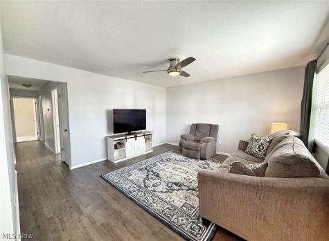 1739 Ridgeview Drive Wickliffe OH 44092