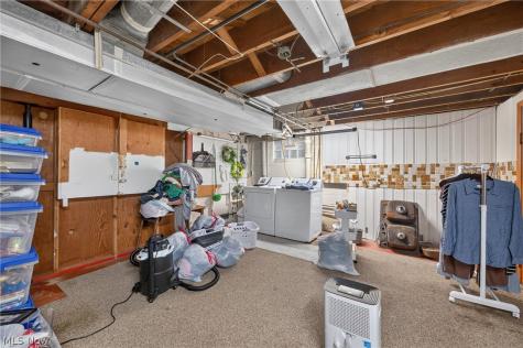 757 Saint Clair Avenue Barberton OH 44203