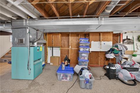 757 Saint Clair Avenue Barberton OH 44203