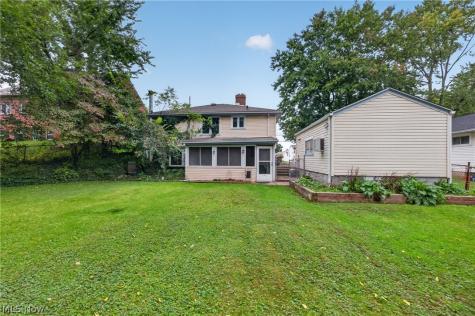 757 Saint Clair Avenue Barberton OH 44203