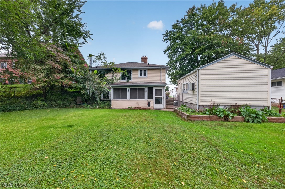 757 Saint Clair Avenue Barberton OH 44203