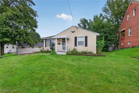 757 Saint Clair Avenue Barberton OH 44203