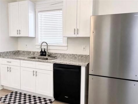 2233 E 80th Street Cleveland OH 44103