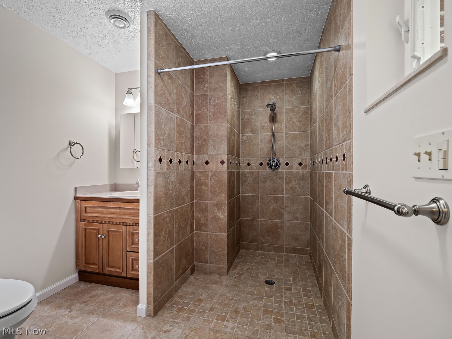 33725 Maple Ridge Boulevard Avon OH 44011