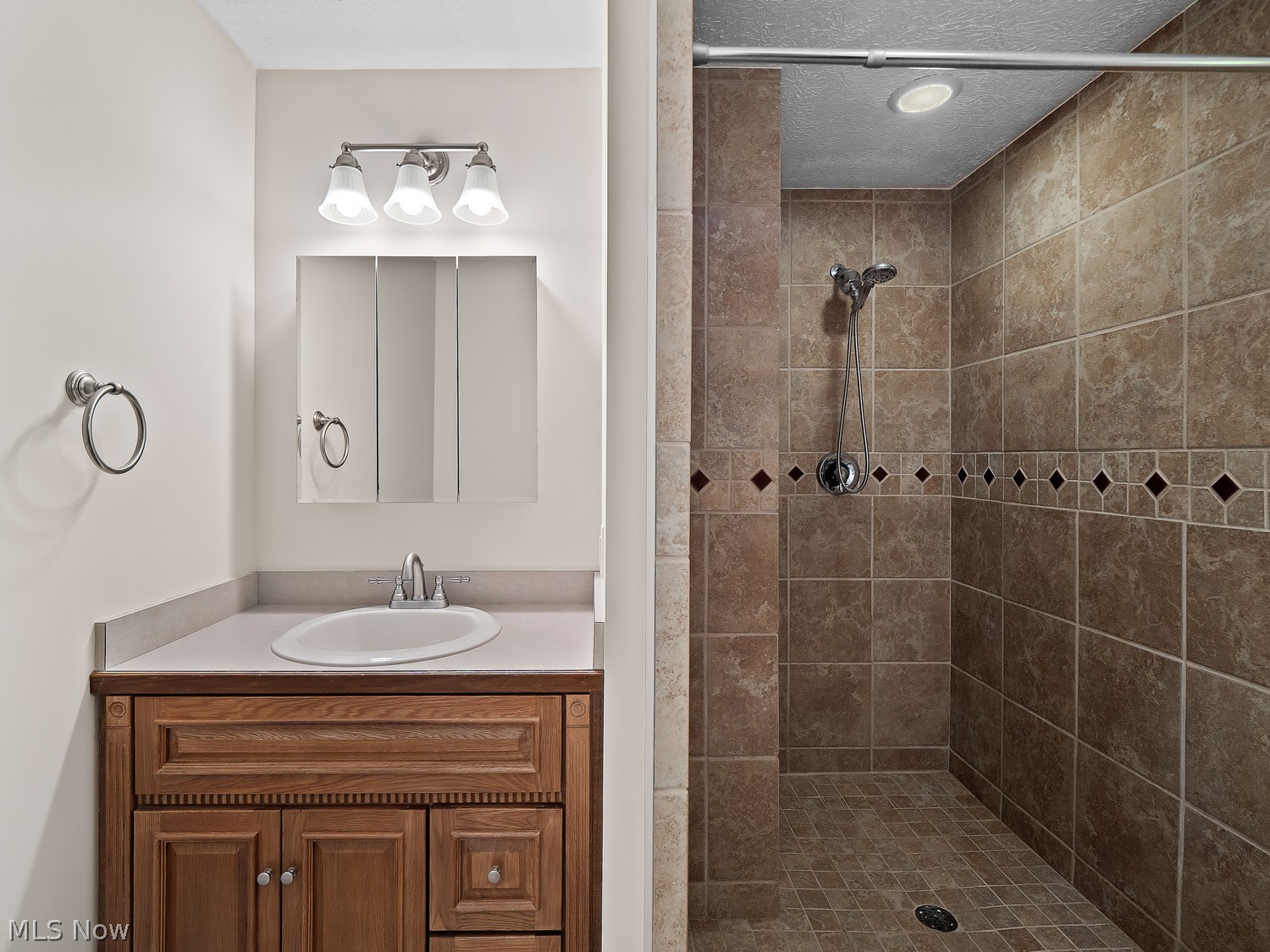 33725 Maple Ridge Boulevard Avon OH 44011