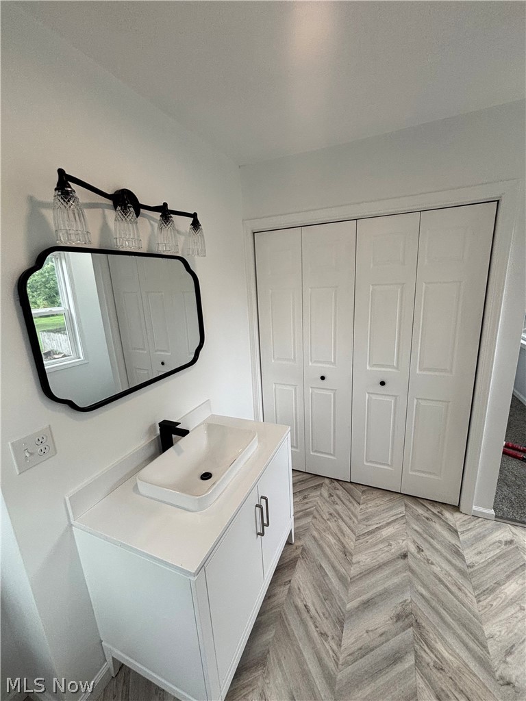 137 Gilbert Niles OH 44446