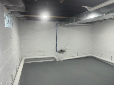 137 Gilbert Niles OH 44446