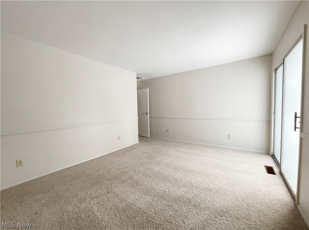5896 Mills Creek Lane North Ridgeville OH 44039