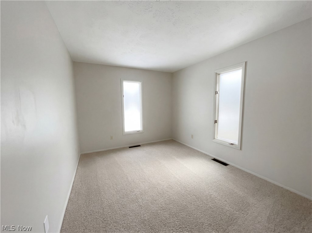 5896 Mills Creek Lane North Ridgeville OH 44039